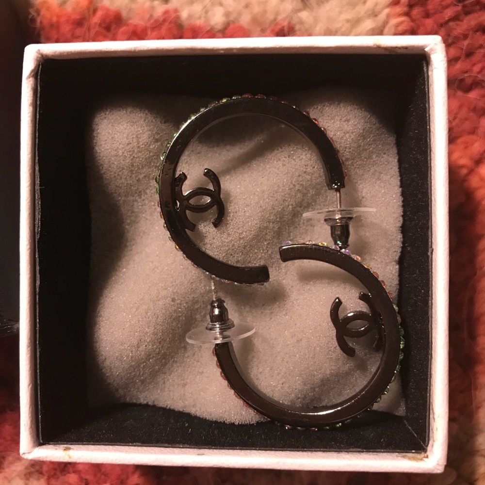 2017 Collection Chanel hoop earrings